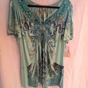 ONE WORLD Blue Flutter Sleeve Tunic with Graphic Design and Relaxed Fit
